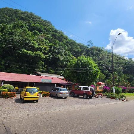 Balneario Chorillano Hotel Villavicencio Ngoại thất bức ảnh