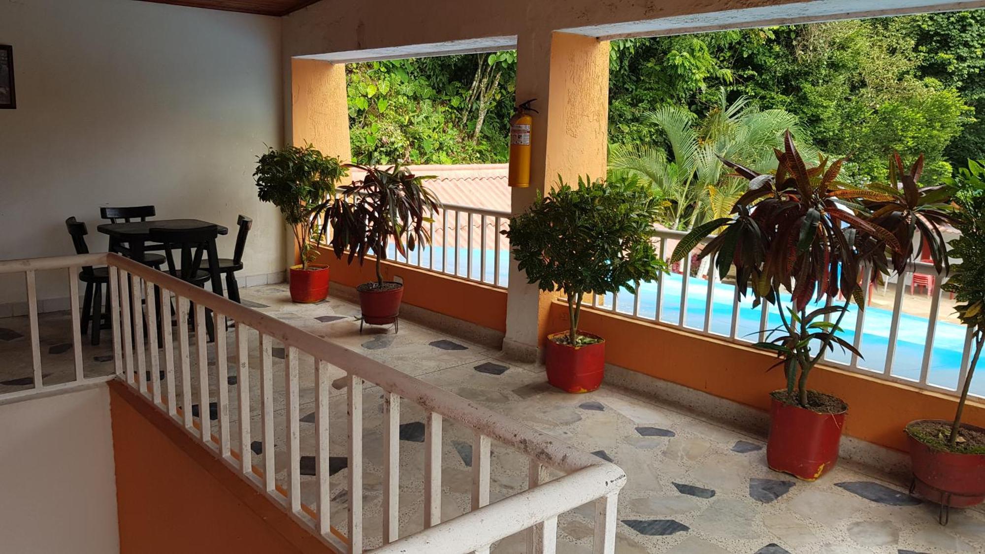Balneario Chorillano Hotel Villavicencio Ngoại thất bức ảnh